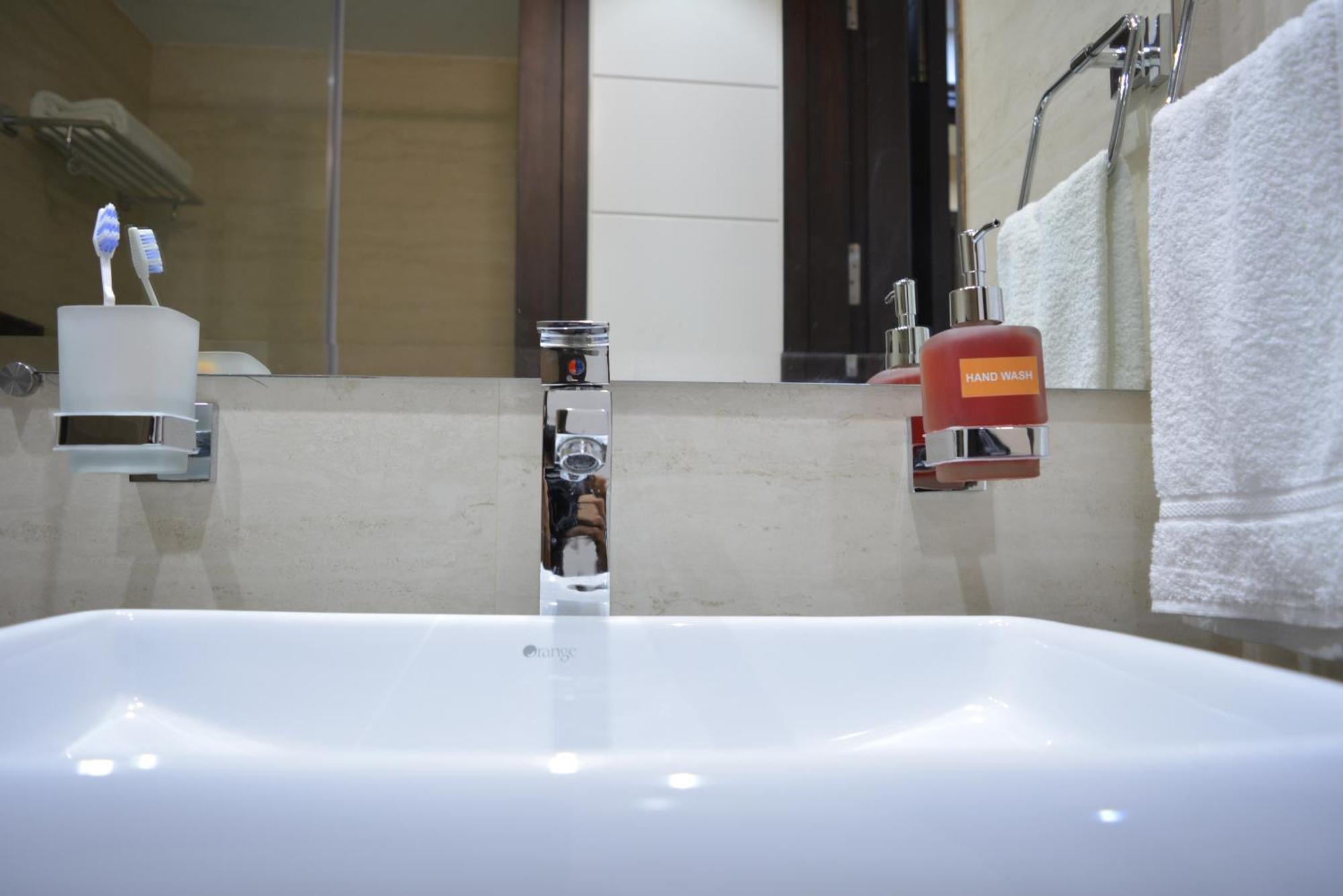 Hotel Tara Palace Redfort New Delhi